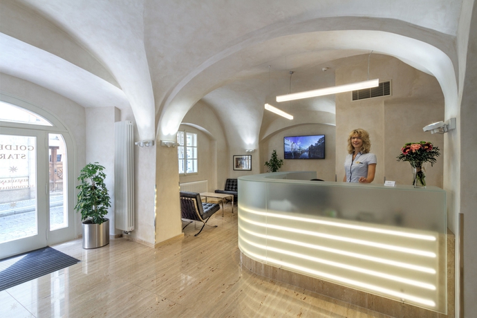 Imagen de los interiores del Hotel Golden Star, Praga. Foto 16