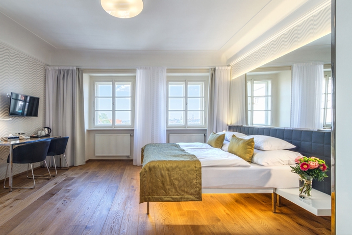 Imagen de la habitación del Hotel Golden Star, Praga. Foto 11
