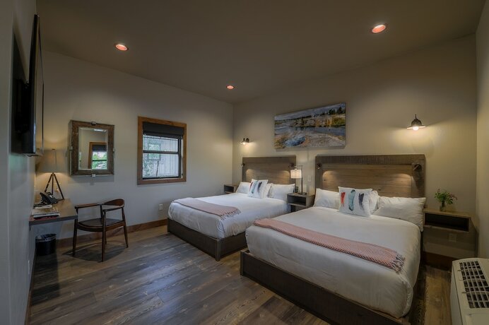 Imagen general del Hotel Golden Stone Inn. Foto 4