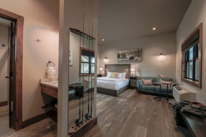 Imagen de la habitación del Hotel Golden Stone Inn. Foto 17