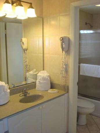 Imagen general del Hotel Golden Strand Ocean Villa Resort. Foto 8