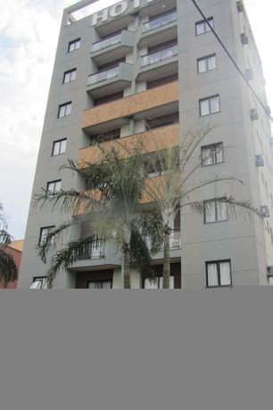 Imagen de la habitación del Hotel Golden Suite. Foto 12