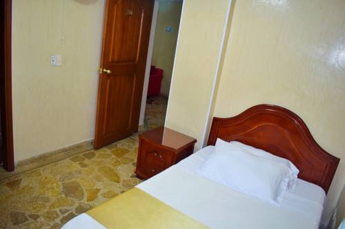 Imagen de la habitación del Hotel Golden Suite Pereira. Foto 6