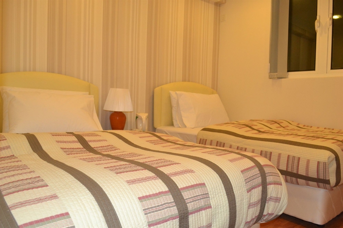Imagen de la habitación del Hotel Golden Suites. Foto 3