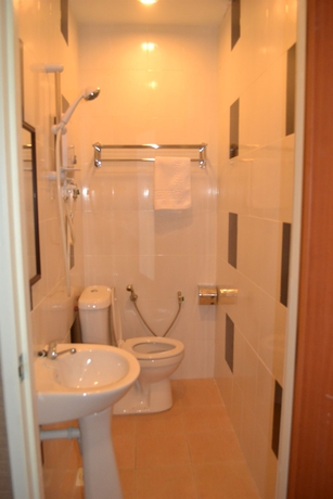 Imagen de la habitación del Hotel Golden Suites. Foto 6