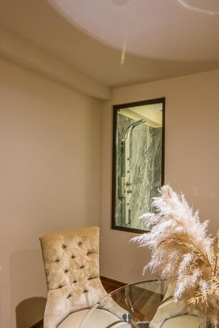 Imagen de la habitación del Hotel Golden Suites and Spa. Foto 19