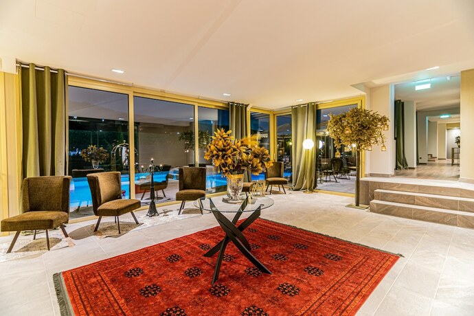 Imagen general del Hotel Golden Suites and Spa. Foto 8