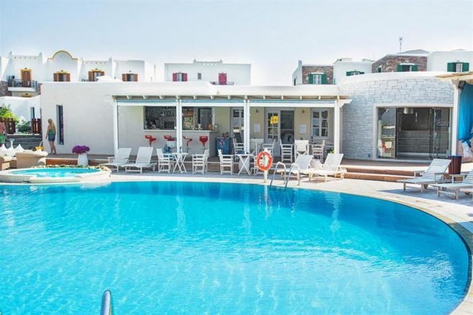 Imagen general del Hotel Golden Sun, Agios Prokopios. Foto 3