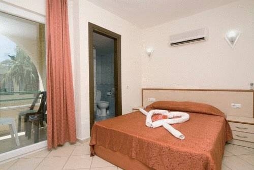 Imagen general del Hotel Golden Sun, BELDIBI. Foto 3