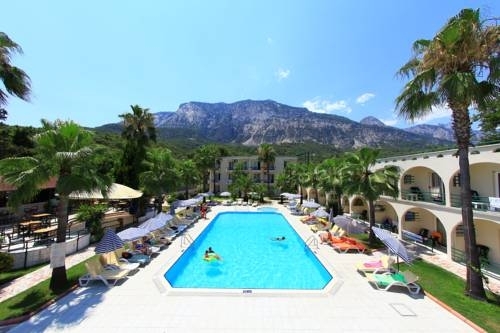 Imagen general del Hotel Golden Sun, BELDIBI. Foto 9