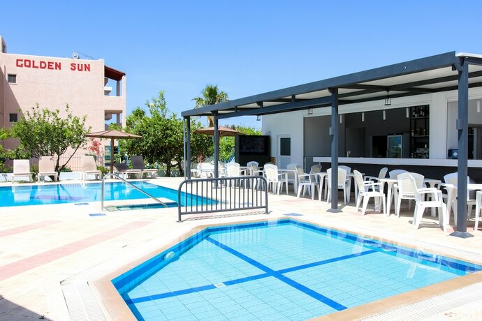 Imagen general del Hotel Golden Sun, Cos. Foto 14