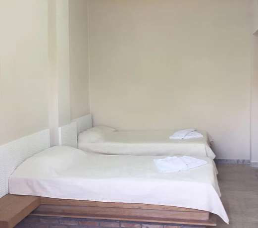 Imagen de la habitación del Hotel Golden Sun, Fenikounta. Foto 2