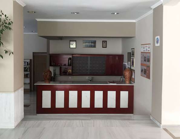 Imagen de los interiores del Hotel Golden Sun, Fenikounta. Foto 20