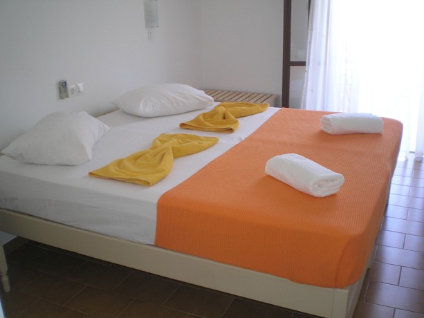 Imagen de la habitación del Hotel Golden Sun, Ios. Foto 12