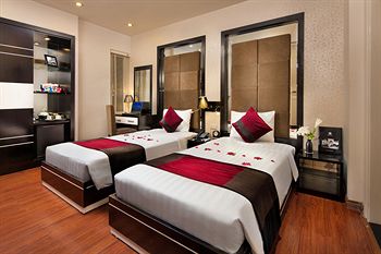 Imagen general del Hotel Golden Sun Moment. Foto 10