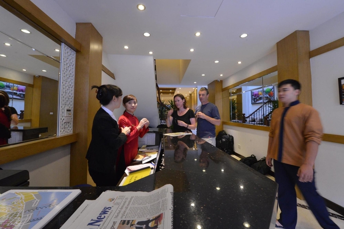 Imagen de los interiores del Hotel Golden Sun Palace. Foto 10