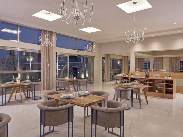 Imagen general del Hotel Golden Sun Resort and Spa - Adults Only. Foto 6