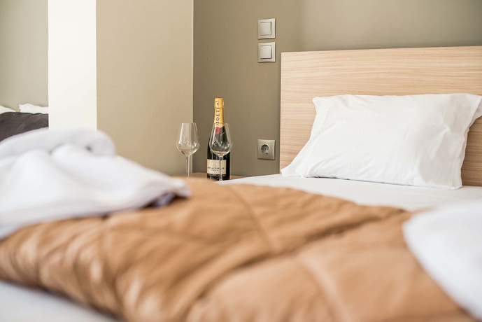 Imagen de la habitación del Hotel Golden Sun Villas. Foto 2