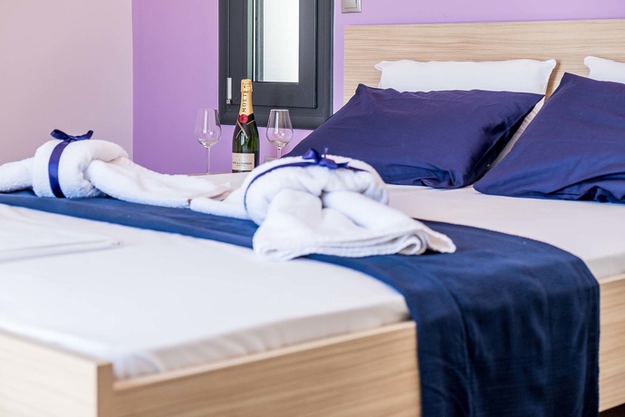 Imagen de la habitación del Hotel Golden Sun Villas. Foto 8