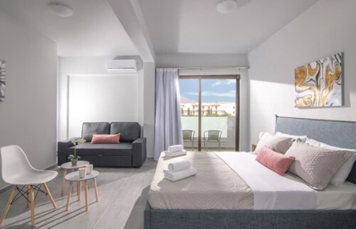 Imagen general del Hotel Golden Sunlight by Estia. Foto 2