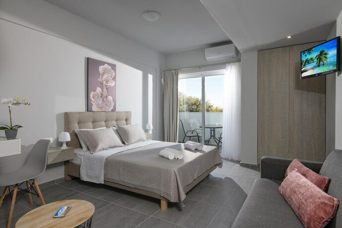 Imagen de la habitación del Hotel Golden Sunlight by Estia. Foto 11
