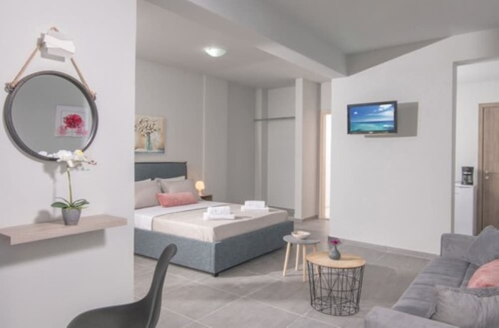 Imagen de la habitación del Hotel Golden Sunlight by Estia. Foto 12
