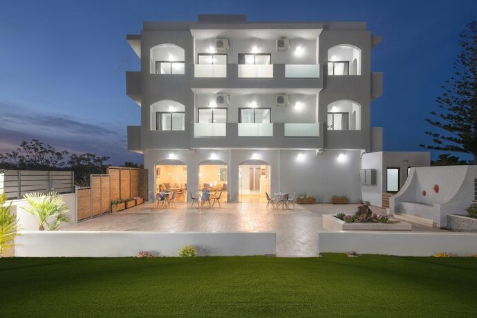 Imagen general del Hotel Golden Sunlight by Estia. Foto 7