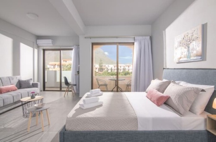 Imagen de la habitación del Hotel Golden Sunlight by Estia. Foto 14