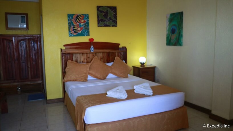 Imagen general del Hotel Golden Sunset Beach Club. Foto 10