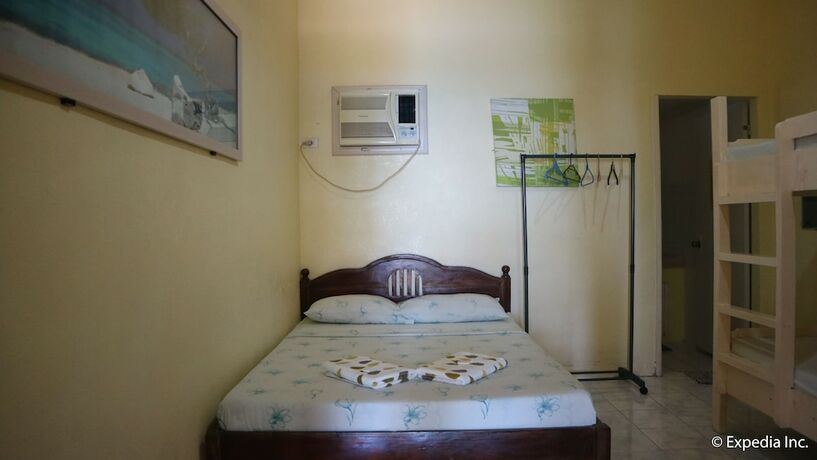 Imagen general del Hotel Golden Sunset Beach Club. Foto 11