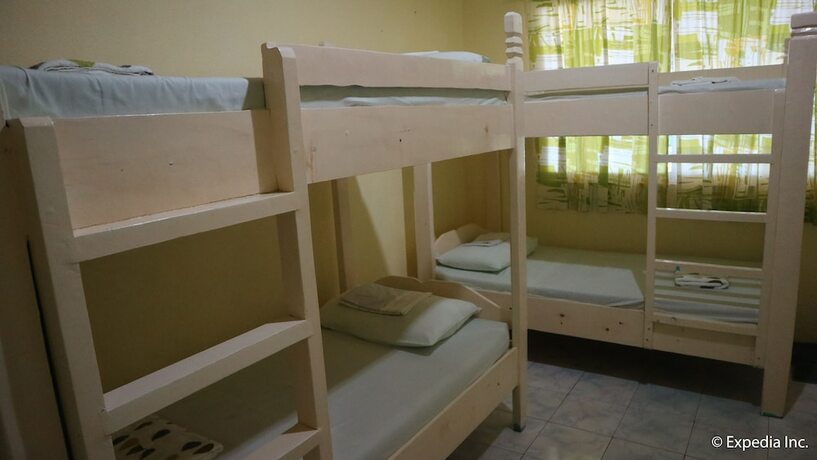 Imagen de la habitación del Hotel Golden Sunset Beach Club. Foto 25