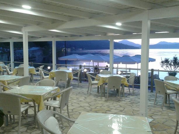 Imagen del bar/restaurante del Hotel Golden Sunset. Foto 13