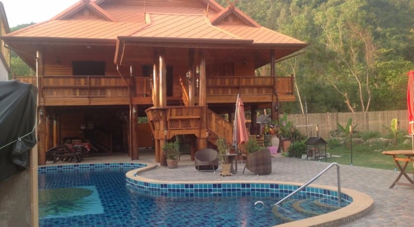 Imagen de la habitación del Hotel Golden Teak Resort - Baan Sapparot. Foto 3