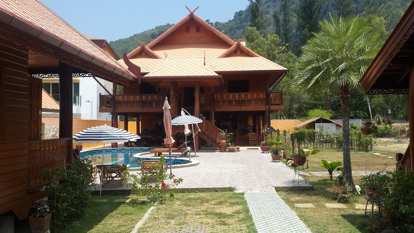 Imagen de los exteriores del Hotel Golden Teak Resort - Baan Sapparot. Foto 10