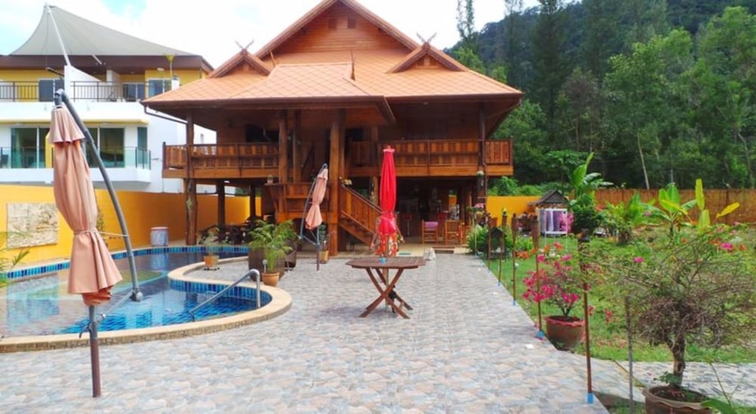 Imagen de los exteriores del Hotel Golden Teak Resort - Baan Sapparot. Foto 12