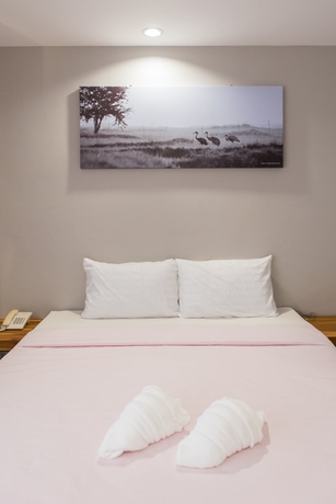 Imagen de la habitación del Hotel Golden Teak Ville. Foto 8