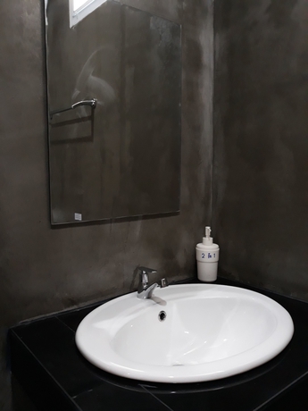 Imagen de la habitación del Hotel Golden Teak Ville. Foto 16