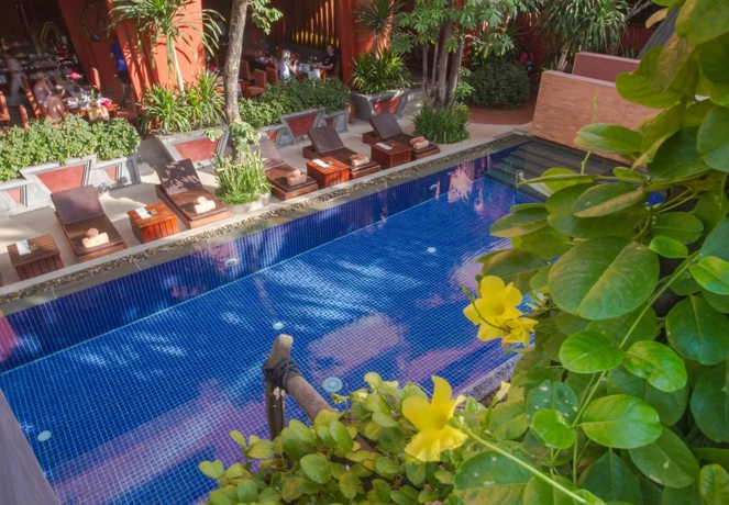 Imagen general del Hotel Golden Temple Residence. Foto 12