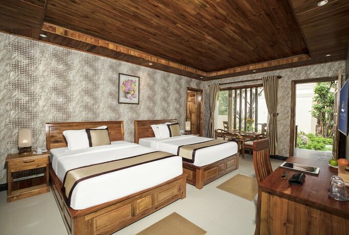 Imagen general del Hotel Golden Topaz Resort. Foto 7