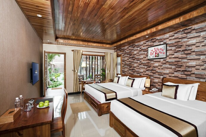 Imagen de la habitación del Hotel Golden Topaz Resort. Foto 15