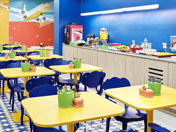 Imagen del bar/restaurante del Hotel Golden Tower Express Anhembi. Foto 10