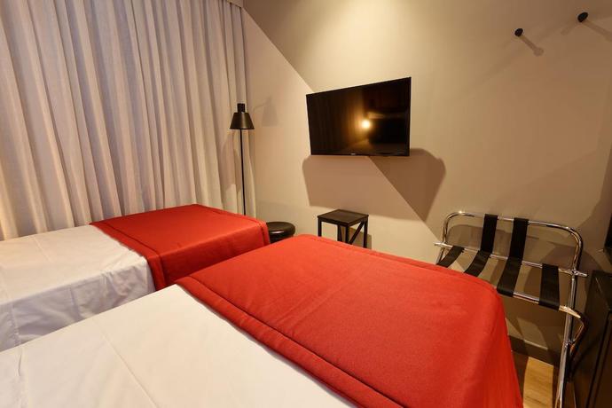 Imagen general del Hotel Golden Tower Express Berrini by F&ecirc;nix. Foto 2