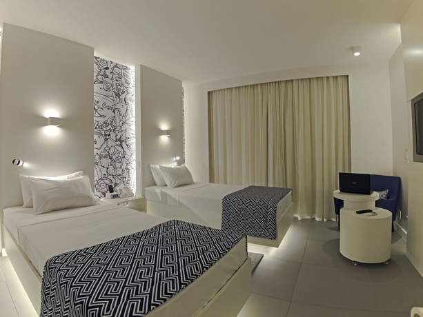 Imagen de la habitación del Hotel Golden Tower Shopping by F&ecirc;nix Hot&eacute;is. Foto 12