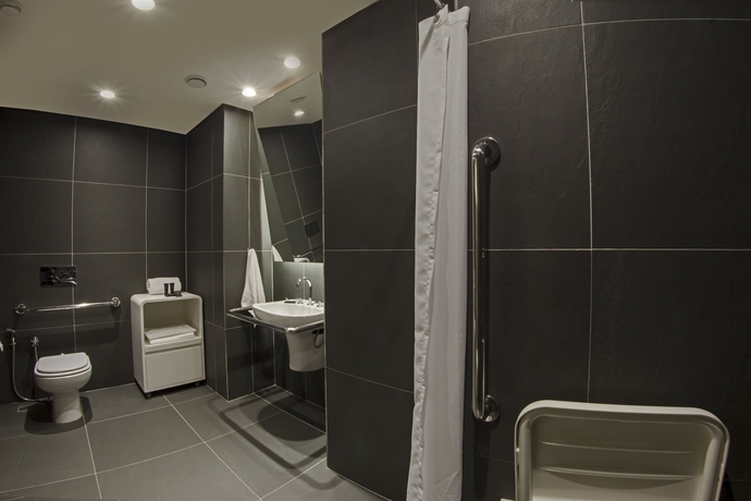 Imagen de la habitación del Hotel Golden Tower Shopping by F&ecirc;nix Hot&eacute;is. Foto 15