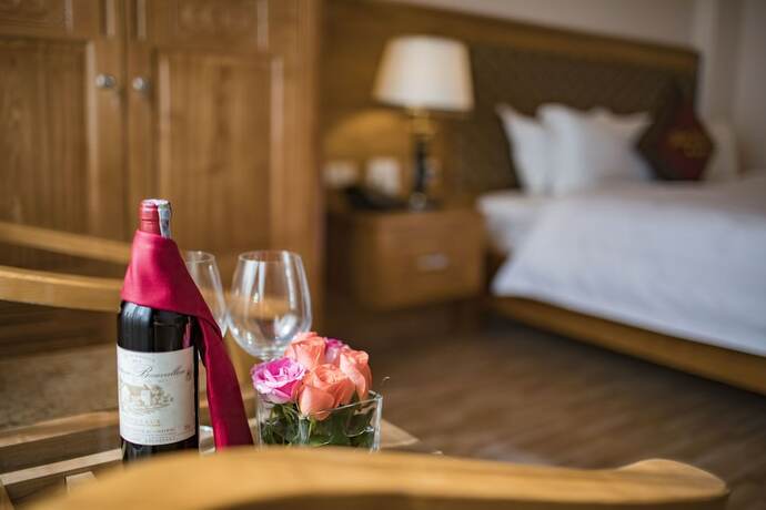 Imagen de la habitación del Hotel Golden Town. Foto 19