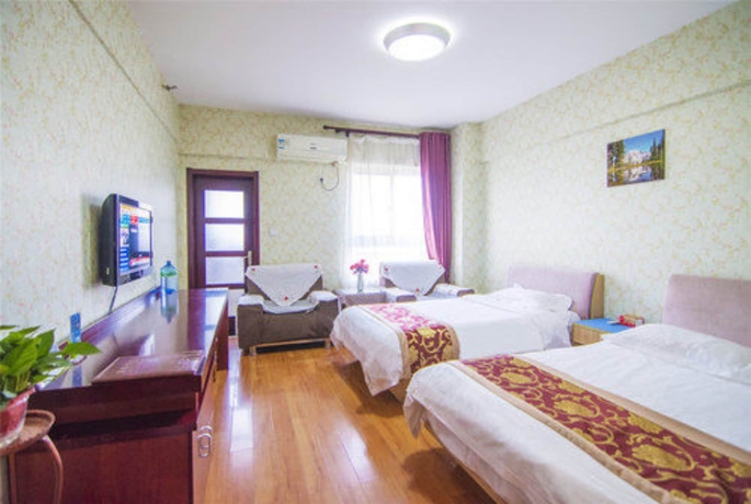Imagen de la habitación del Hotel Golden Tree Business. Foto 3