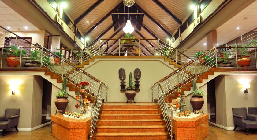 Imagen de los interiores del Hotel Golden Tulip Accra. Foto 10