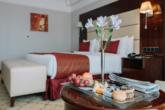 Imagen de la habitación del Hotel Golden Tulip Addis Ababa. Foto 9