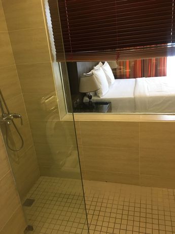 Imagen de la habitación del Hotel Golden Tulip Agulu Lake and Resort. Foto 5