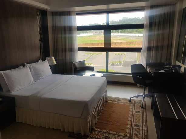 Imagen de la habitación del Hotel Golden Tulip Agulu Lake and Resort. Foto 7